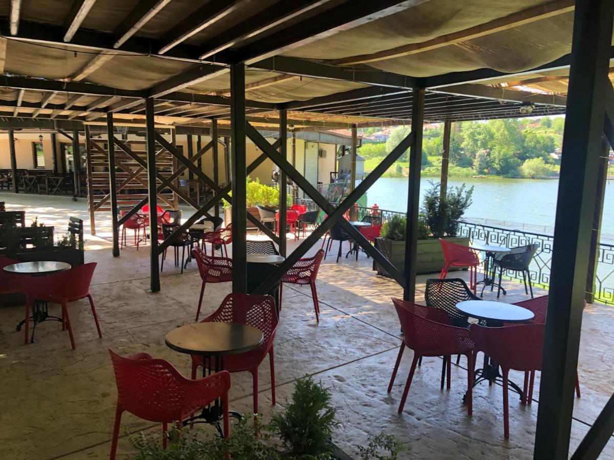 Hotel Jezero Kudrec à Smederevska Palanka Extérieur photo