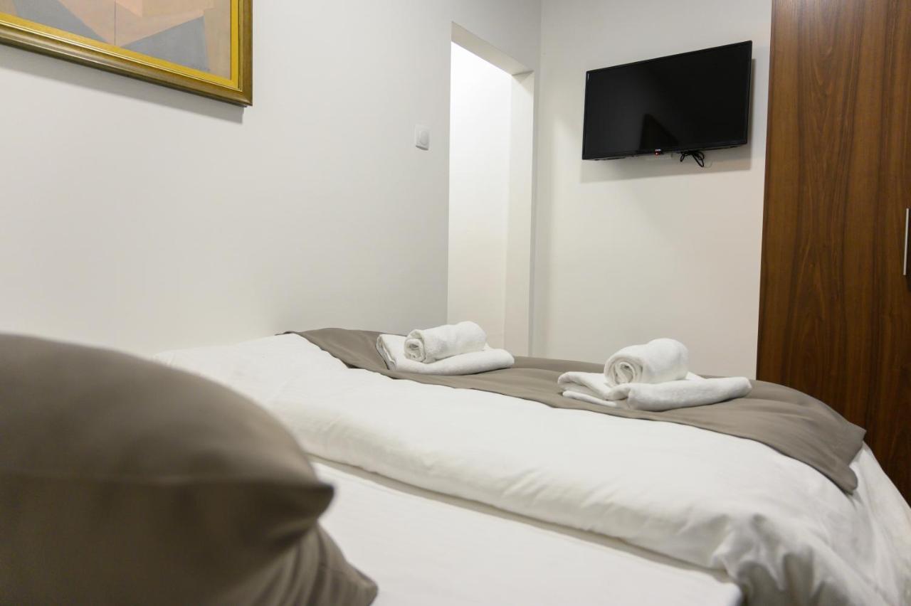 Hotel Jezero Kudrec à Smederevska Palanka Extérieur photo
