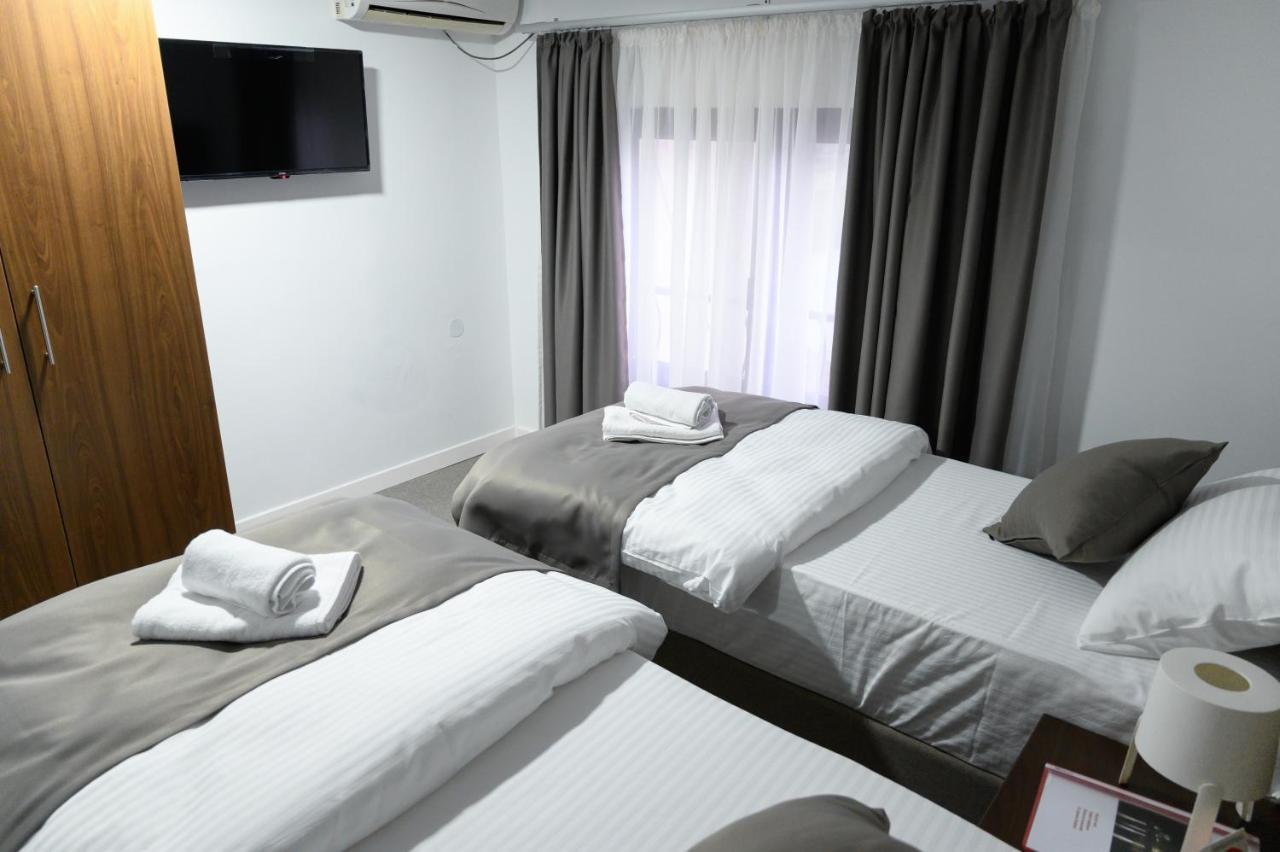 Hotel Jezero Kudrec à Smederevska Palanka Extérieur photo