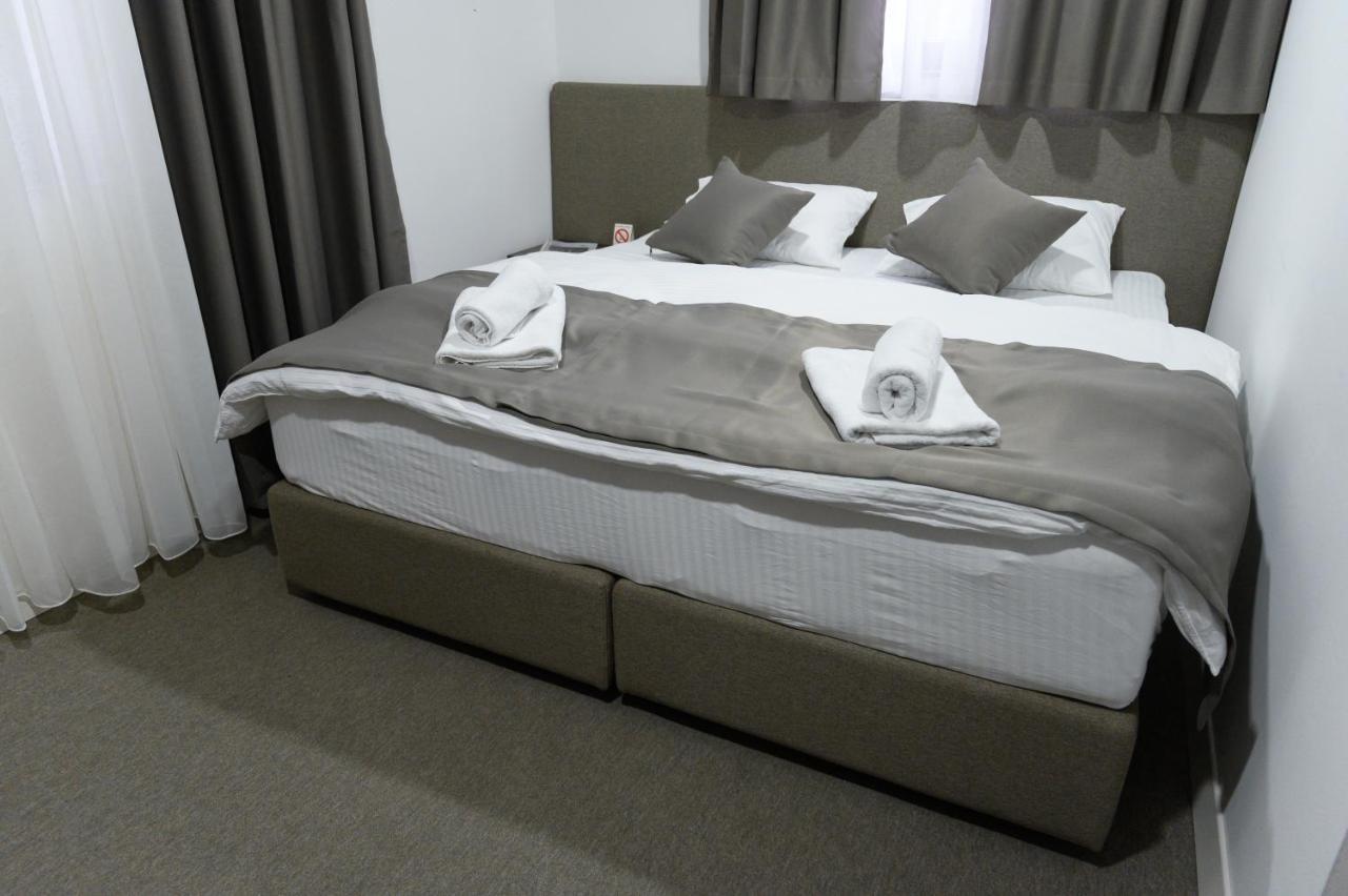 Hotel Jezero Kudrec à Smederevska Palanka Extérieur photo